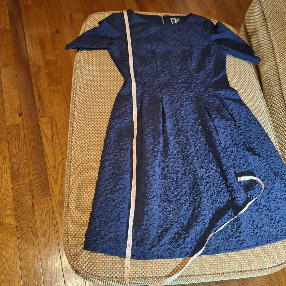 Julian Taylor Elegant Navy Short Sleeve Midi Dress - Picture 7 of 11
